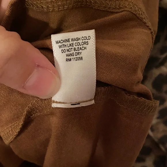 Zenana Outfitters Brown Top with Leopard Print Sleeves - Picture 4 of 7